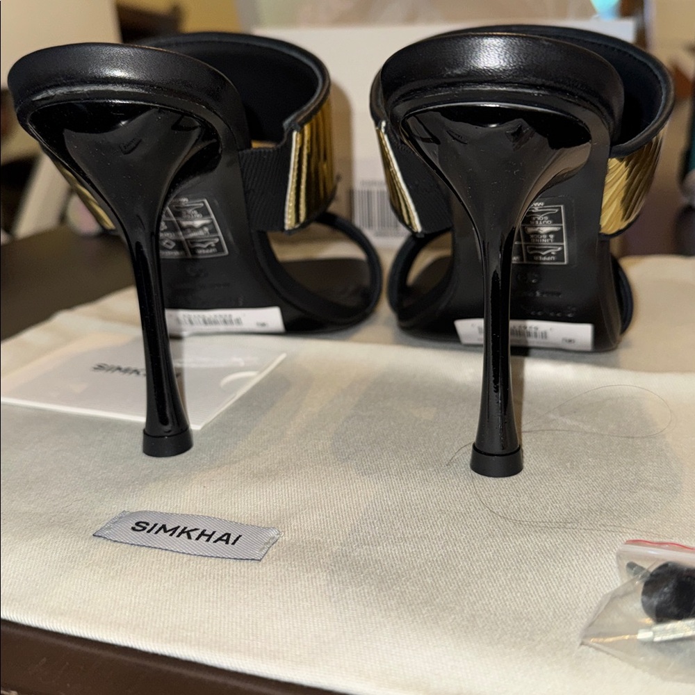 SIMKHAI

Carter 95MM Textured Mules - Picture 6 of 12